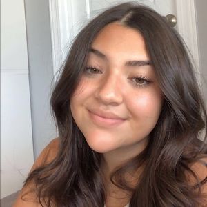 Meet your Posher, Alysse